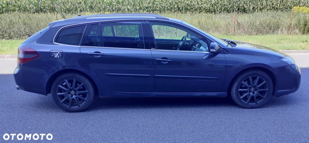 Renault Laguna 2.0 DCi GT 4WS - 6