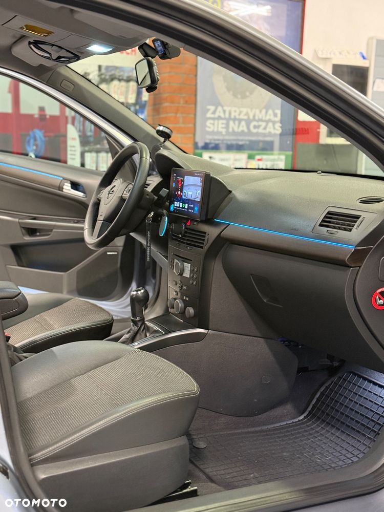 Opel Astra 1.6 Easytronic Cosmo - 31