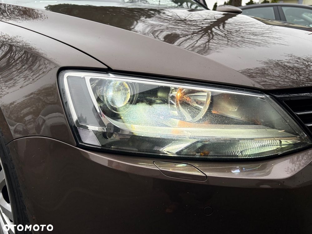 Volkswagen Jetta 1.4 TSI Comfortline - 33