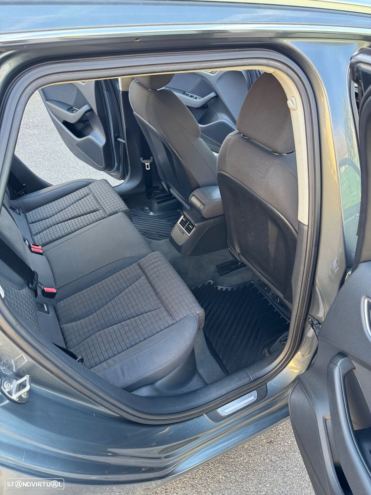 Audi A3 Sportback 1.6 TDI Ambition - 5