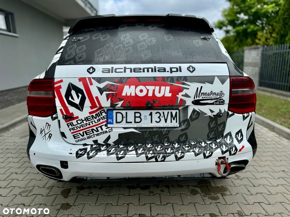 Porsche Cayenne - 13