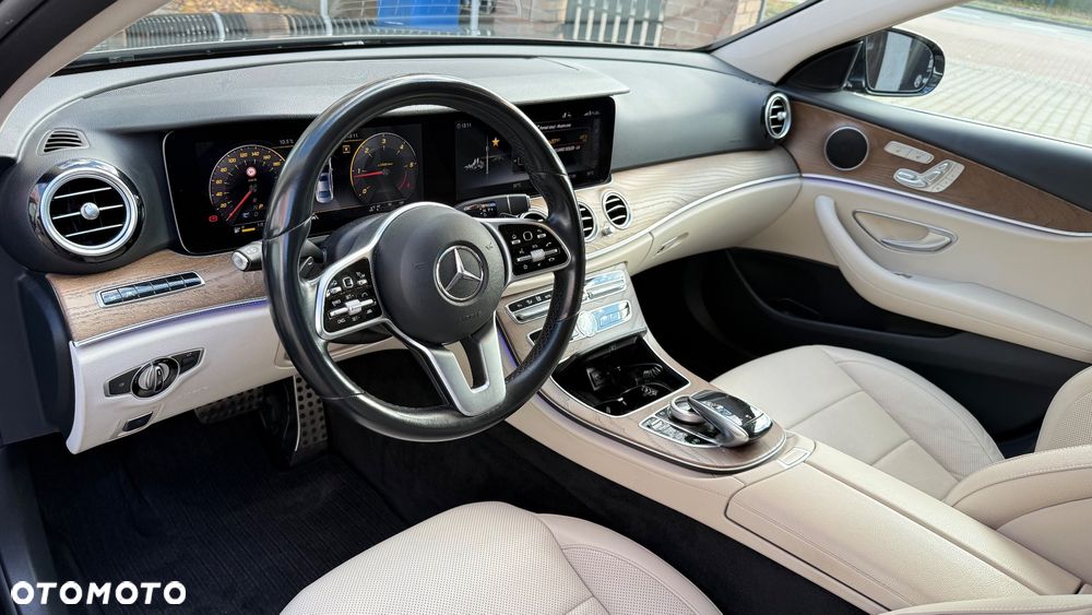 Mercedes-Benz Klasa E - 6