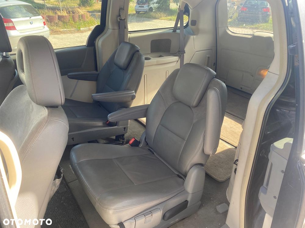 Chrysler Town & Country 3.8 - 3