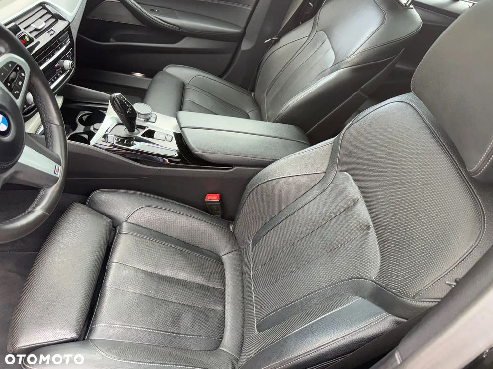 BMW Seria 5 540d xDrive M Sport sport - 27