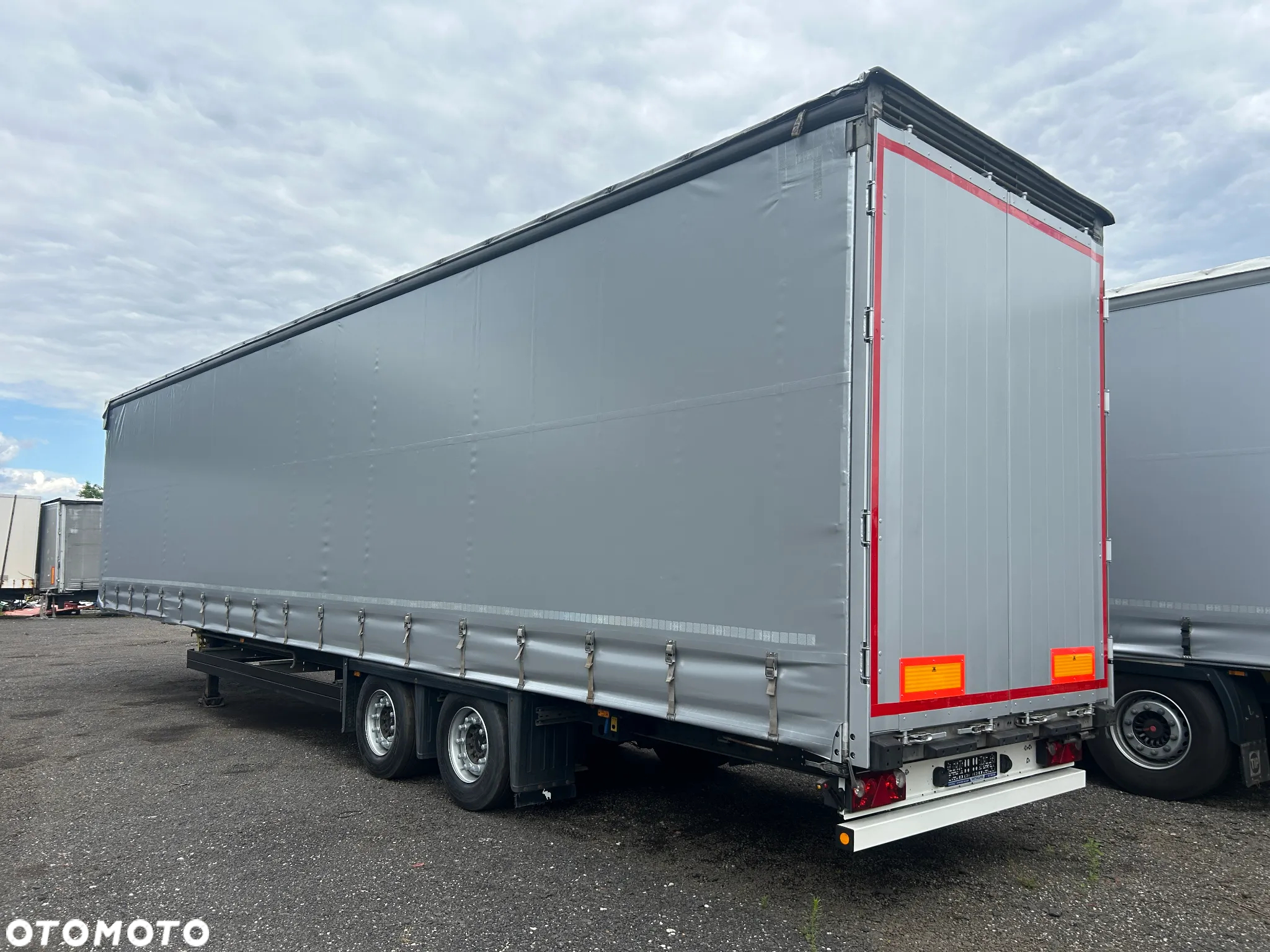 Schmitz Cargobull Mega 2 osie - 3