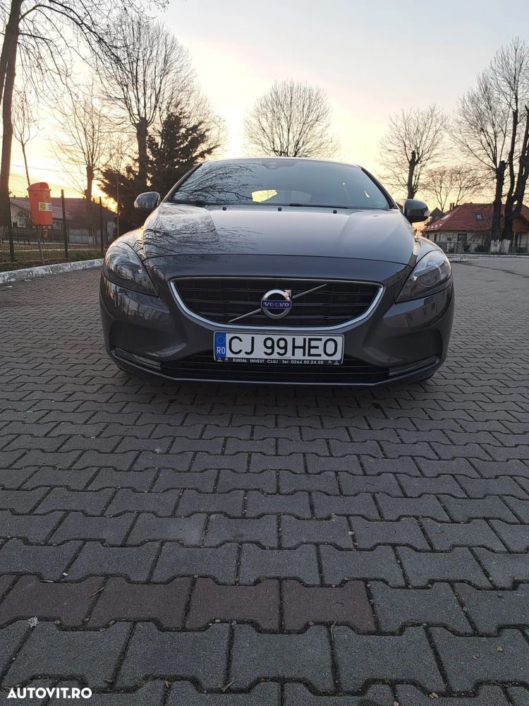 Volvo V40 D2 Kinetic - 6