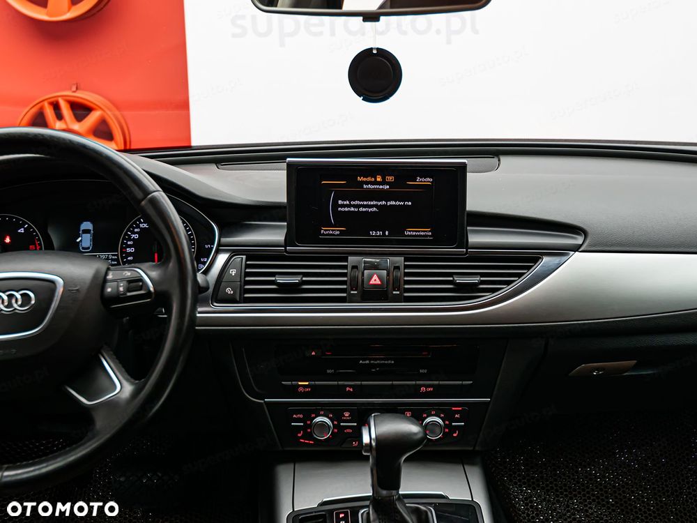 Audi A6 Avant - 17