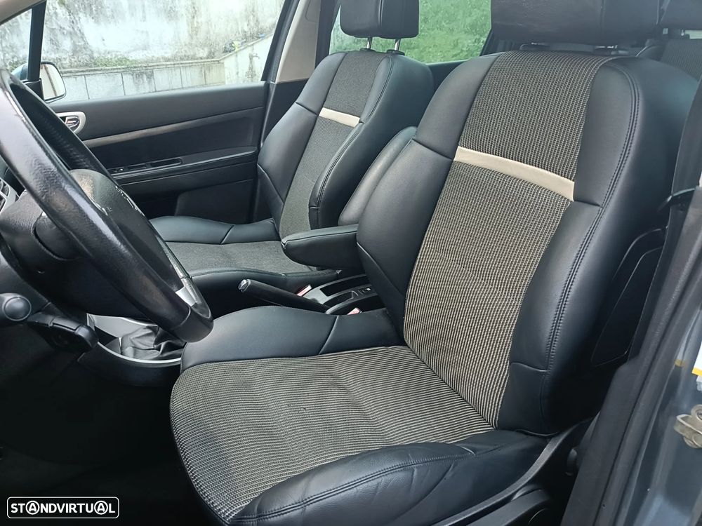 Peugeot 307 SW 1.6 HDi FAP Sport - 6