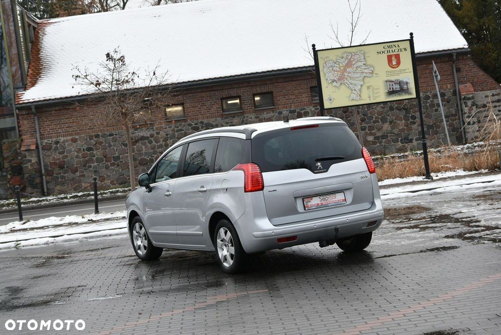 Peugeot 5008 - 3