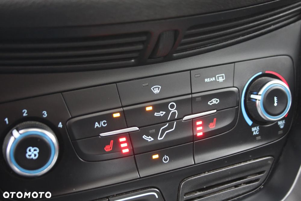 Ford Kuga 1.5 EcoBoost 2x4 Individual - 19