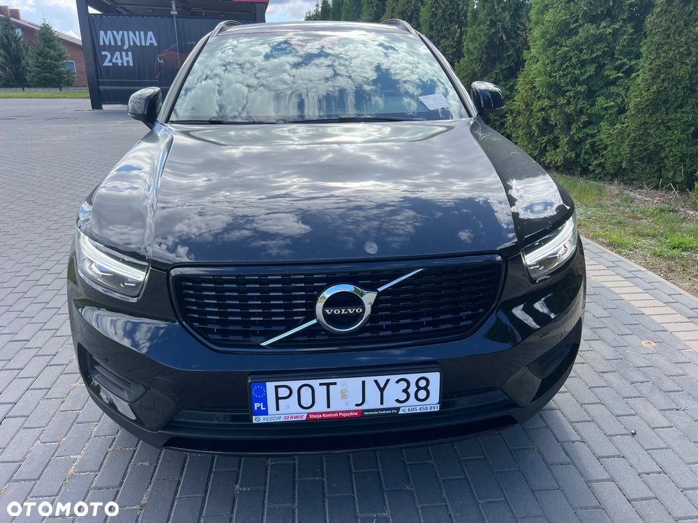Volvo XC 40 T2 Plus Dark - 12