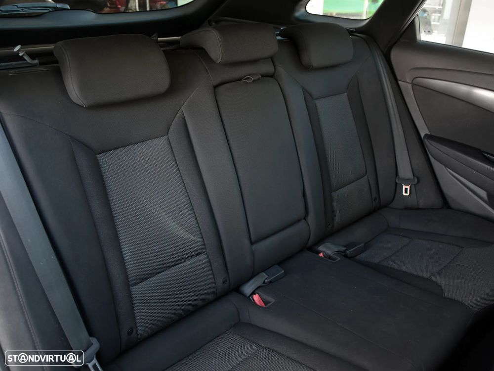 Hyundai i40 SW 1.7 CRDi Blue Comfort - 8