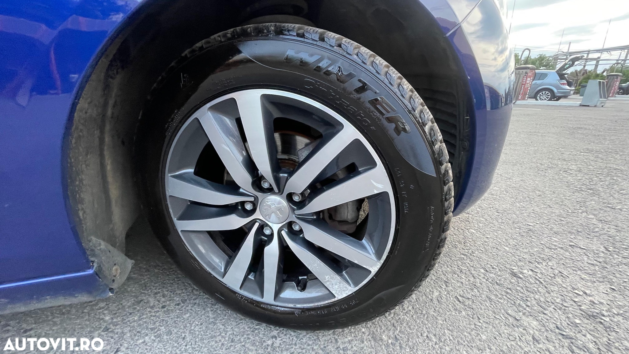 Peugeot 308 1.2 L PureTech Turbo S&S EAT8 Allure Pack - 12