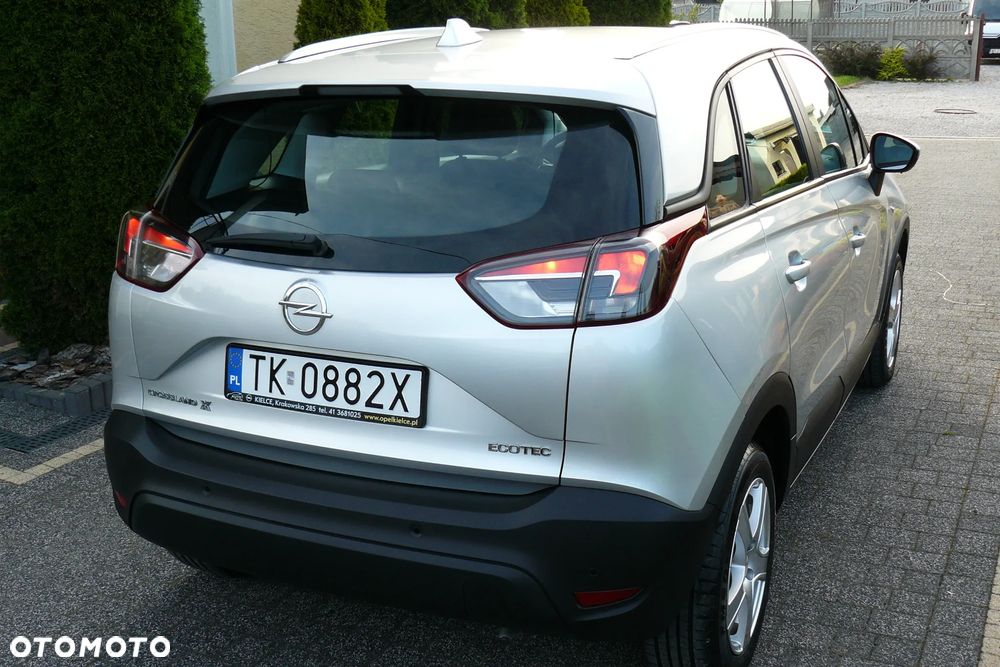 Opel Crossland X 1.2 T Design Line S&S - 36