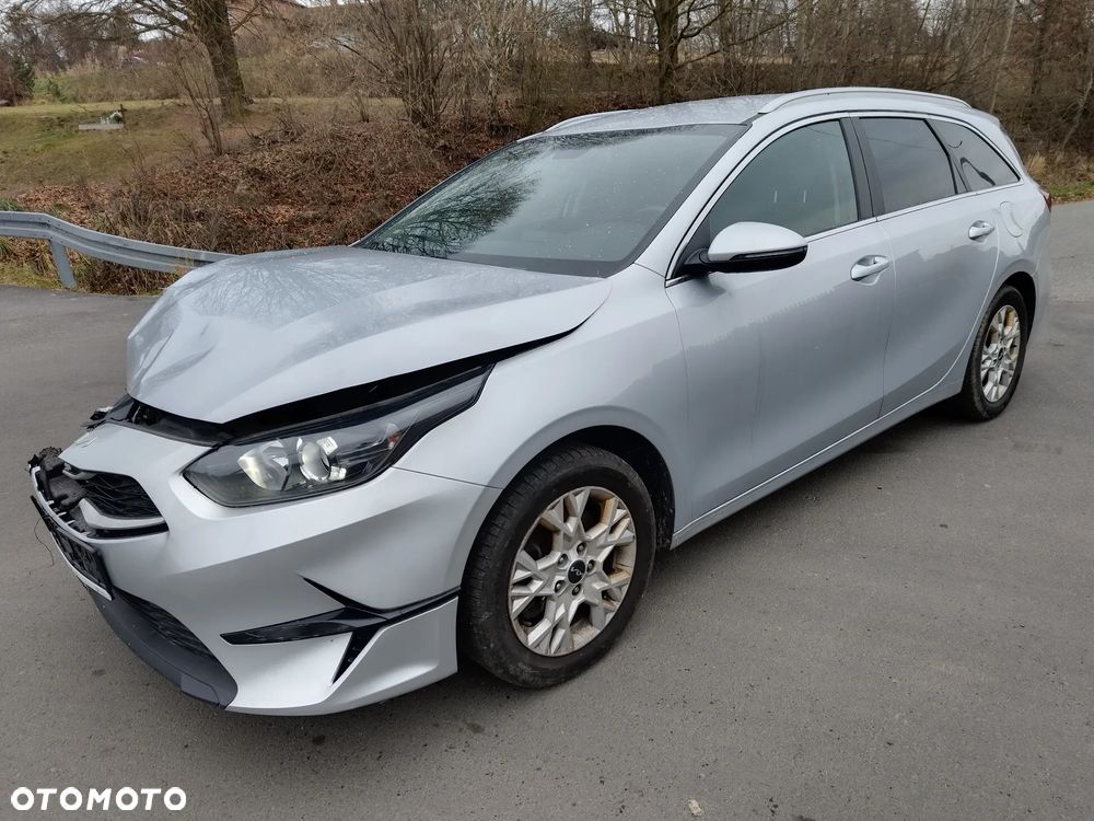 Kia Ceed 1.5 T-GDI MHEV L - 2