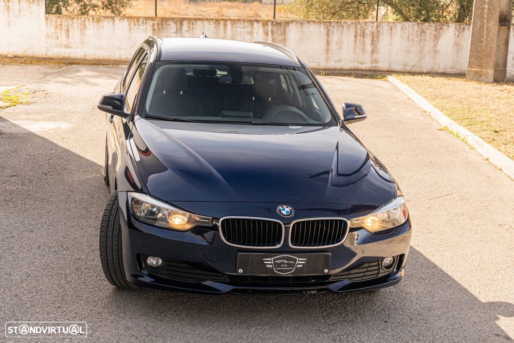 BMW 318 d Touring - 9