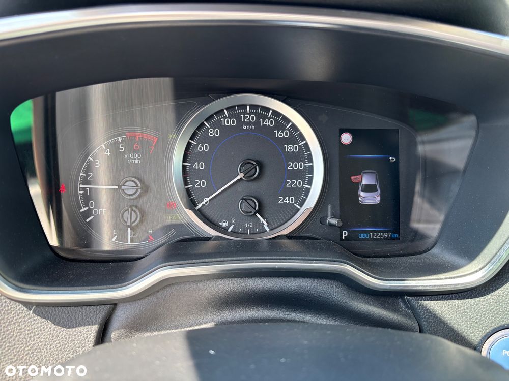 Toyota Corolla 1.8 Hybrid Executive - 21