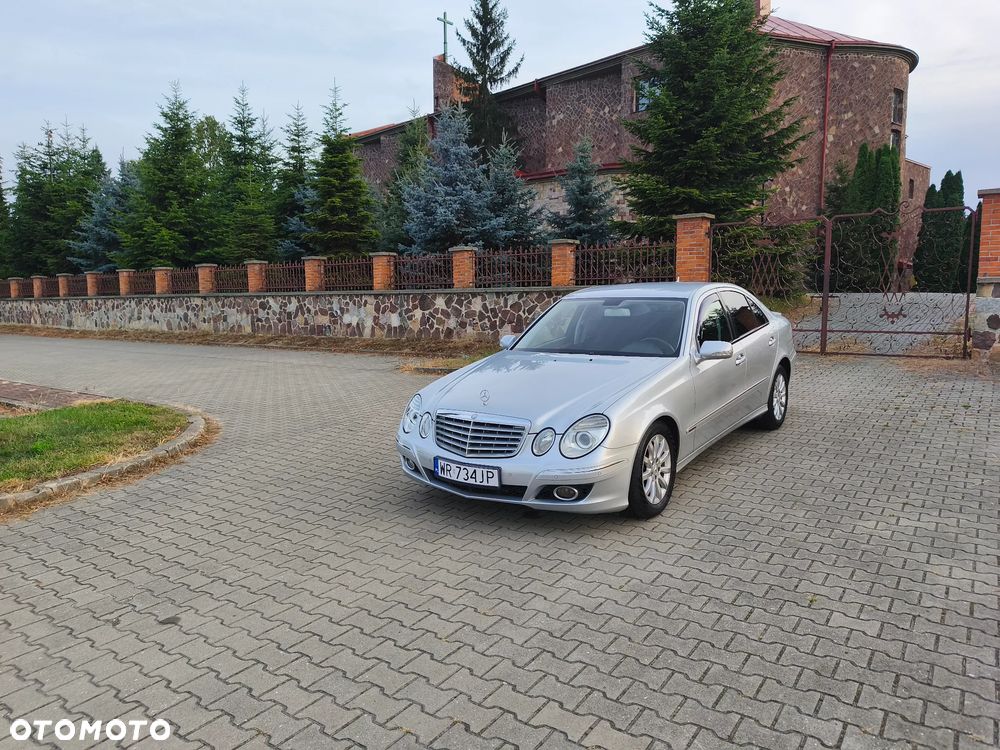 Mercedes-Benz Klasa E 230 7G-TRONIC Elegance - 3