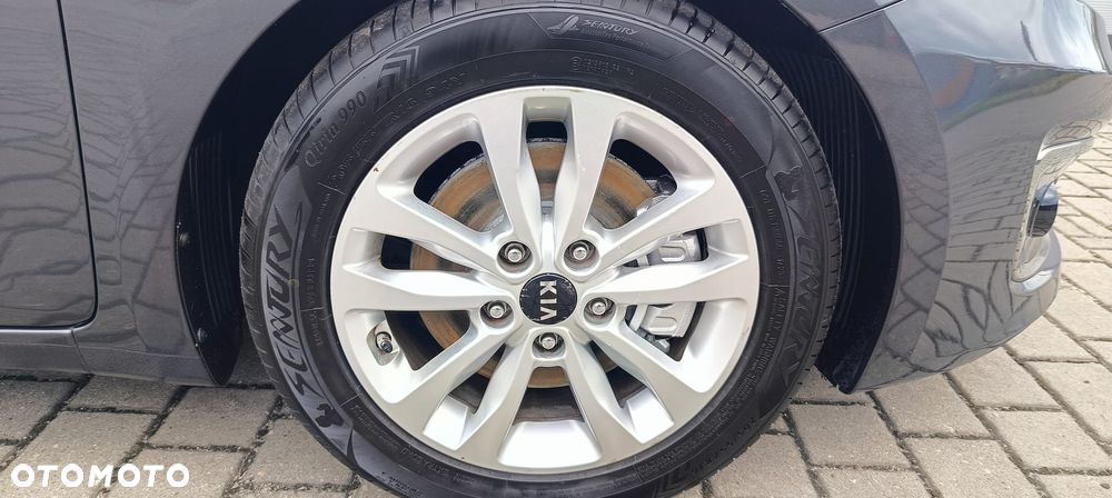 Kia Ceed - 15