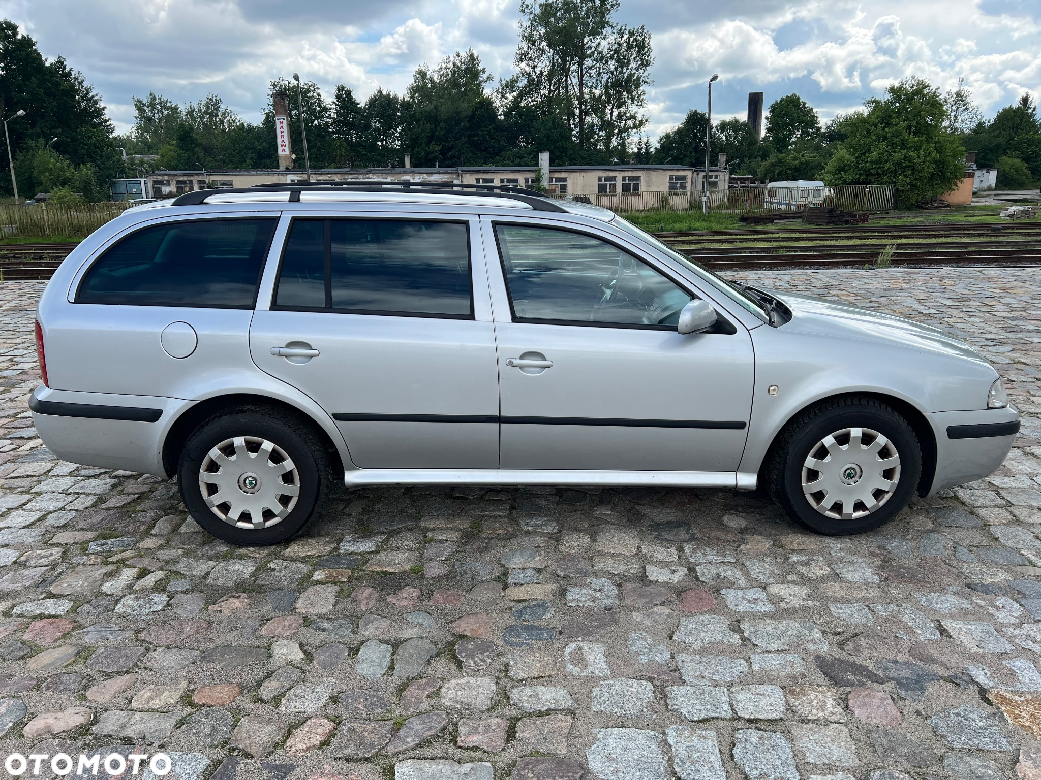 Skoda Octavia 2.0 Combi Elegance - 5