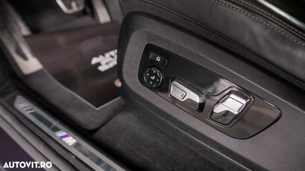 BMW X6 xDrive40d AT MHEV - 31