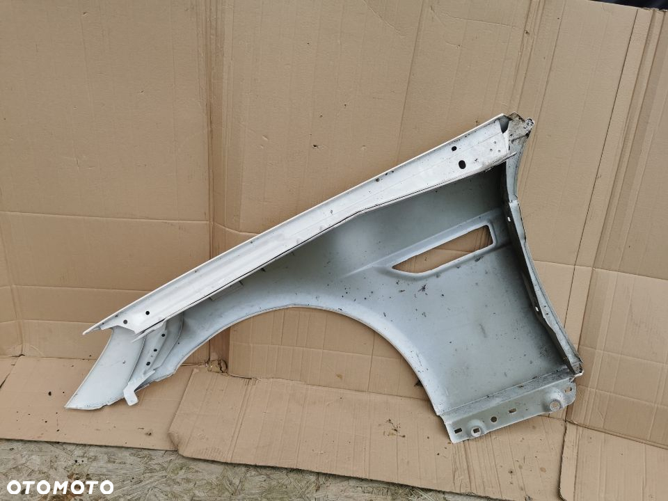 BŁOTNIK PRAWY PRZOD MERCEDES SLK 172 - 6
