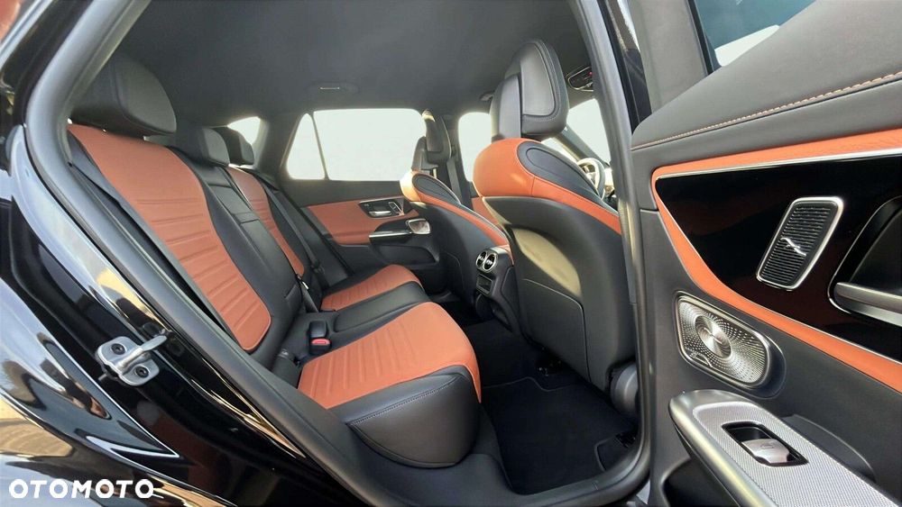 Mercedes-Benz GLC - 15