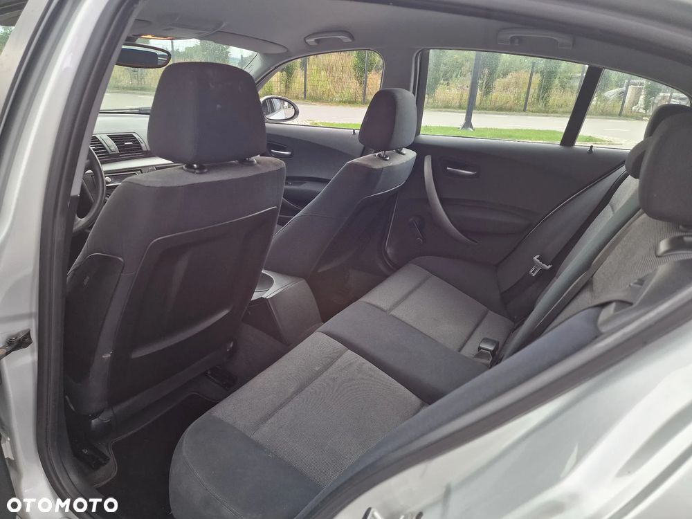 BMW Seria 1 116i - 20