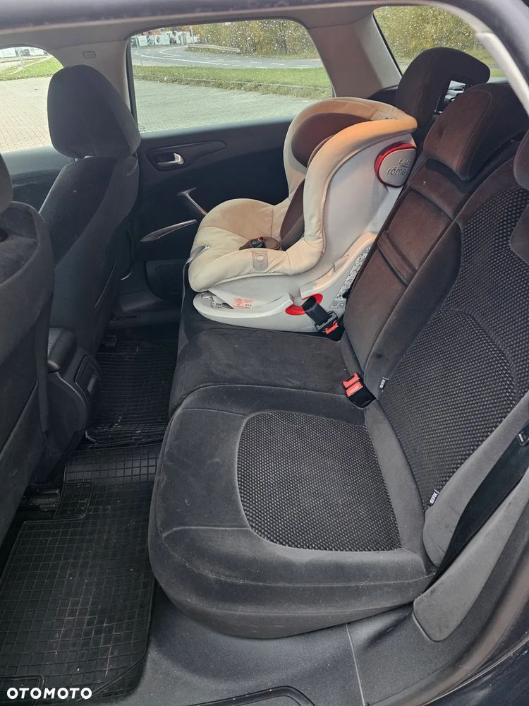 Citroën C5 2.0 HDi Confort - 8