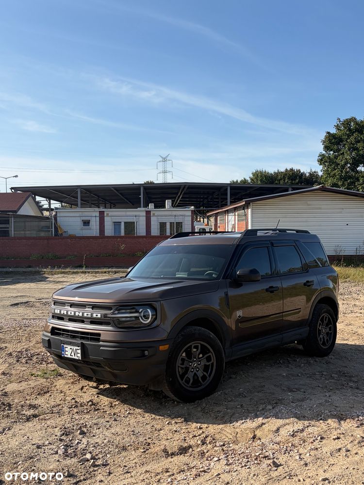 Ford Bronco - 2