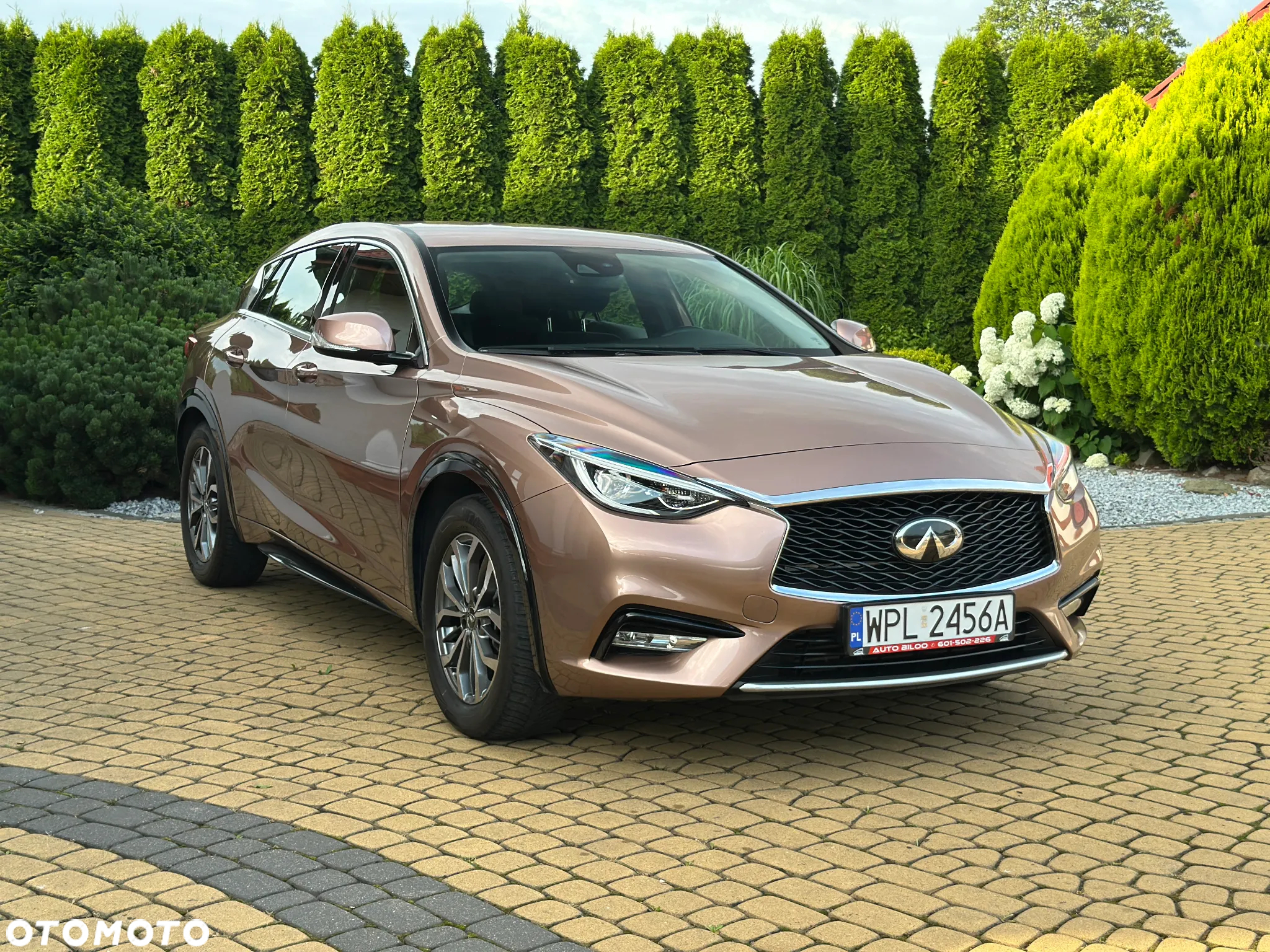Infiniti Q30 1.5d Premium Tech Cafe Teak - 5