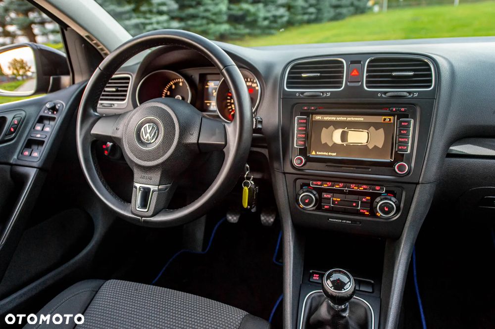 Volkswagen Golf 1.6 Highline - 27