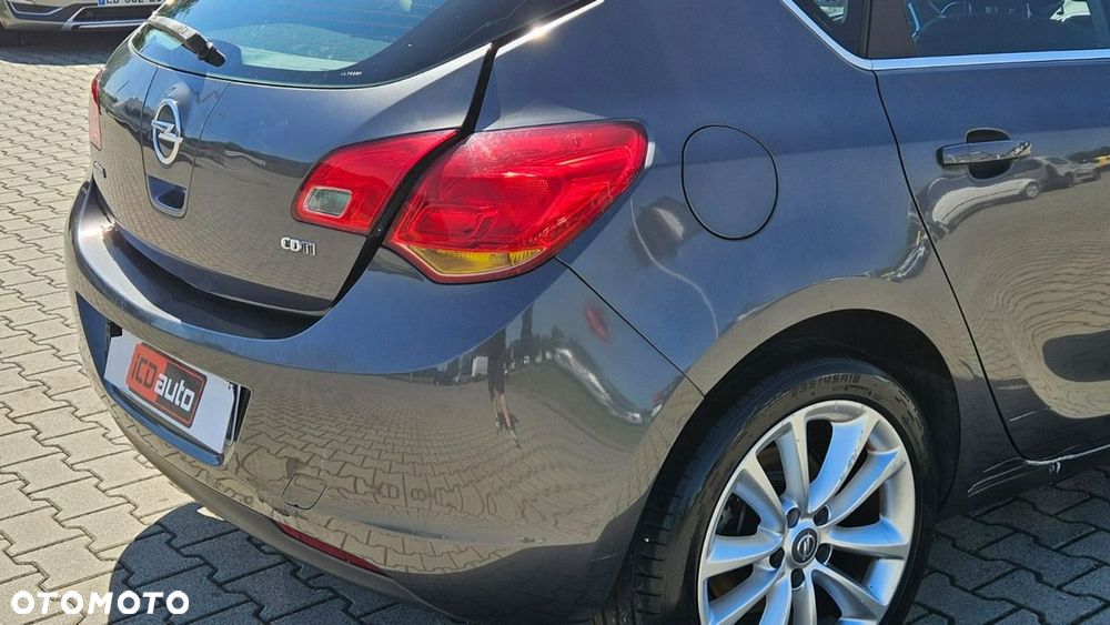 Opel Astra - 28