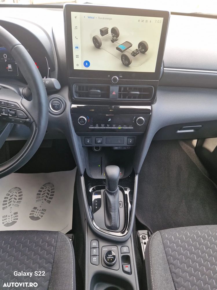 Toyota Yaris Cross 1.5 VVT-i HSD 116 4x4 HEV Dynamic - 15