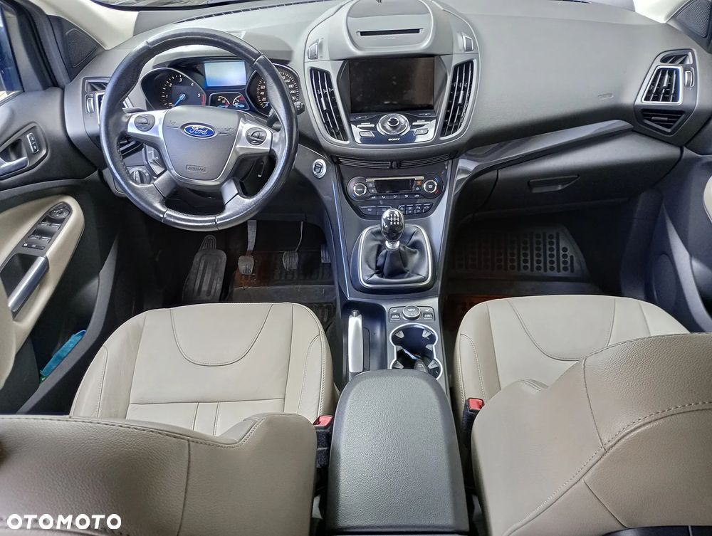 Ford Kuga 2.0 TDCi 4WD Titanium - 16