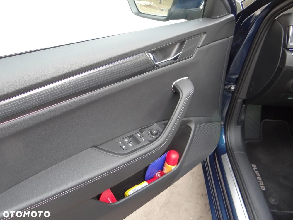 Skoda Superb 2.0 TDI Style DSG - 16