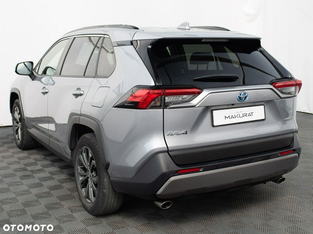 Toyota RAV4 - 5