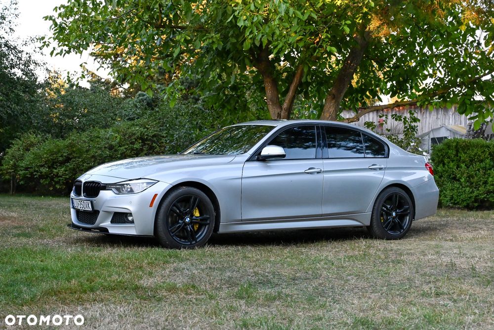 BMW Seria 3 330i xDrive Edition M Sport Shadow - 6
