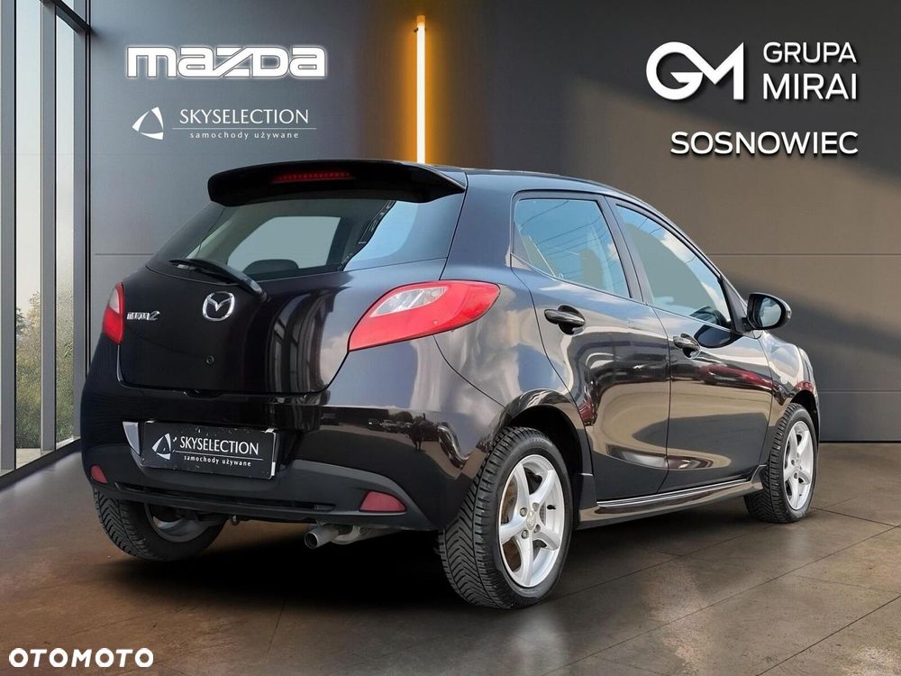 Mazda 2 - 6
