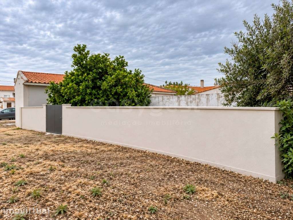 Moradia T2 térrea remodelada com logradouro em Canha, Montijo - Grande imagem: 2/7