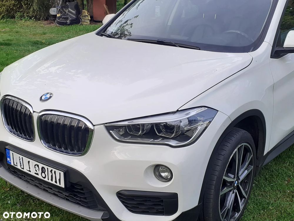BMW X1 sDrive16d - 10