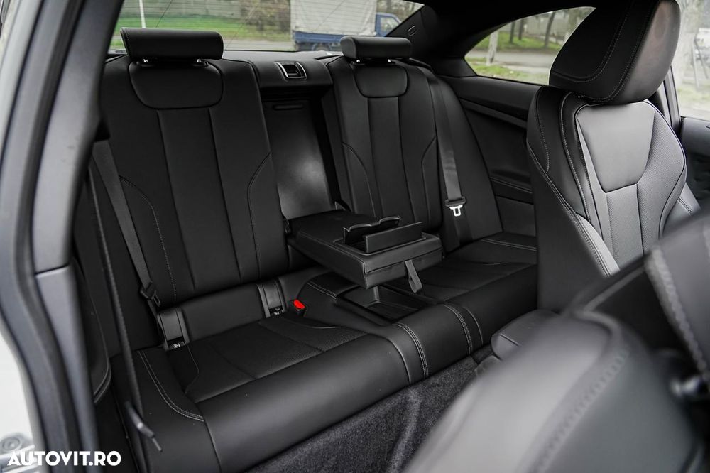 BMW M2 M240i xDrive - 20