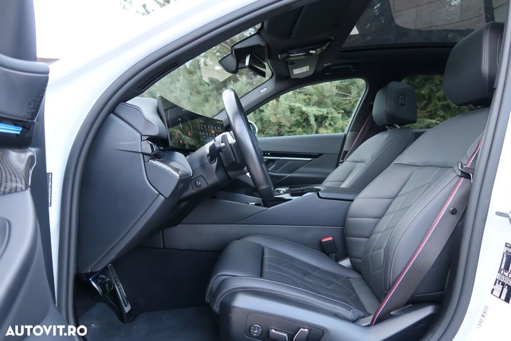 BMW Seria 5 520i Aut. M Sport Edition - 10