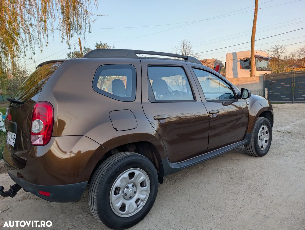 Dacia Duster 1.6 16V 105 4x2 Laureate - 9