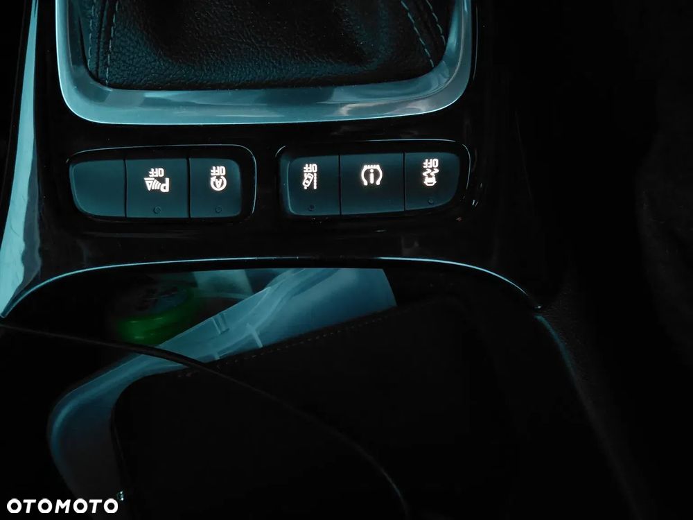 Opel Crossland X 1.2 T Enjoy S&S - 14