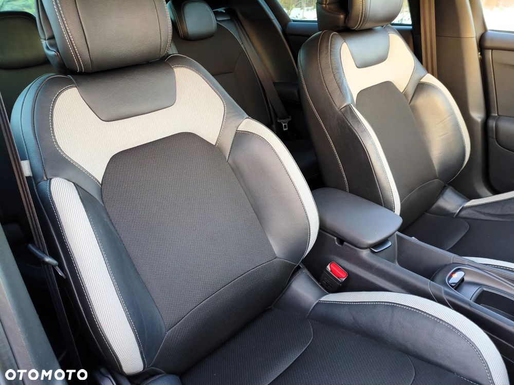 Citroën DS4 HDi 165 SoChic - 15