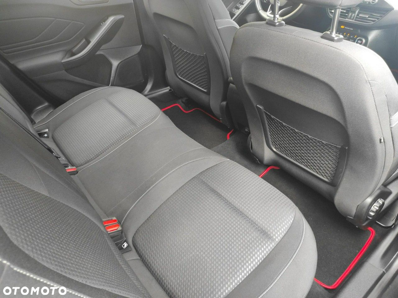 Ford Focus - 21
