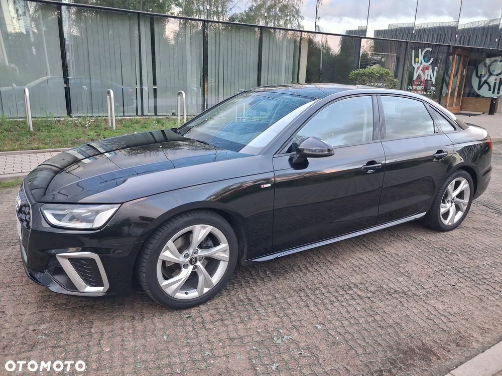 Audi A4 Limousine 35 TFSI mHEV S Line S tronic - 2