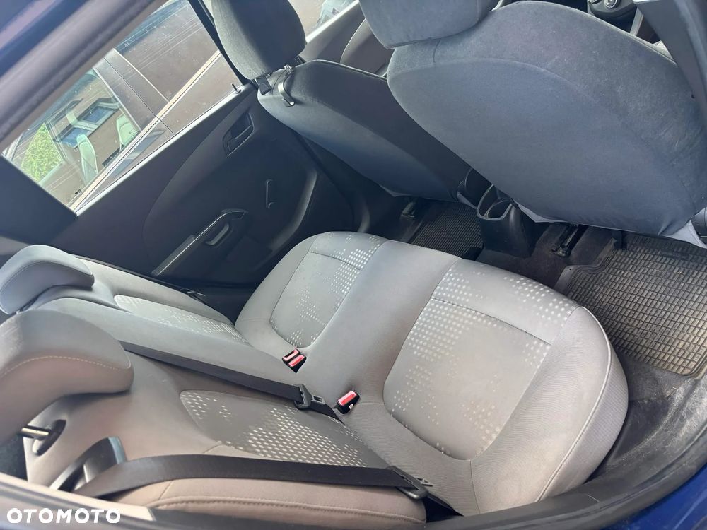 Chevrolet Aveo - 11