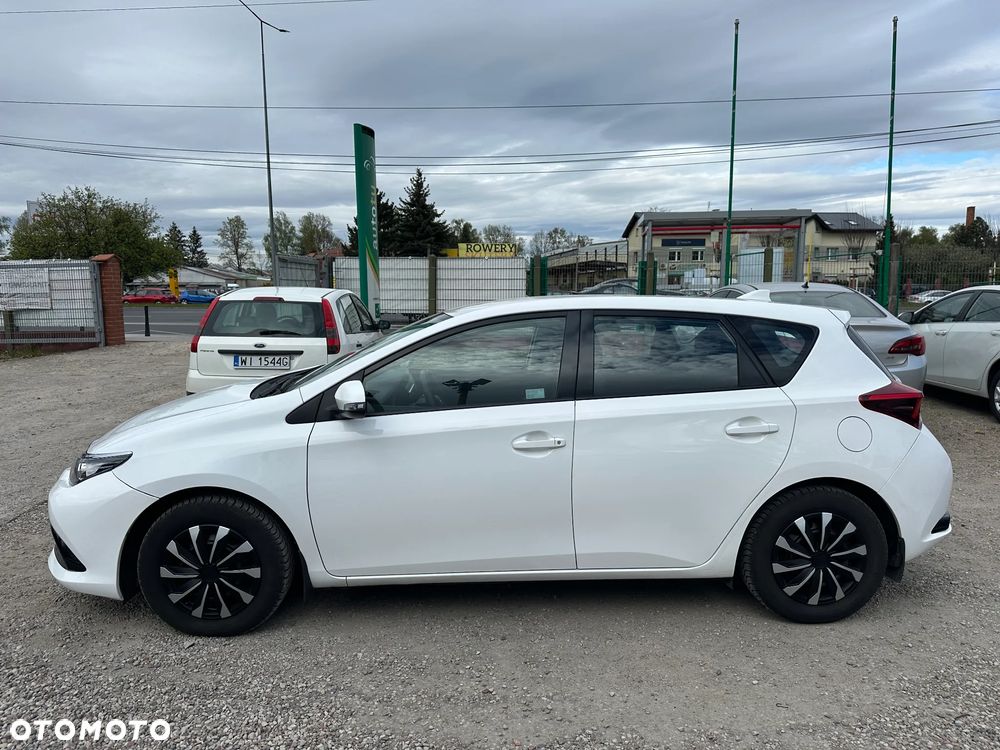 Toyota Auris - 6